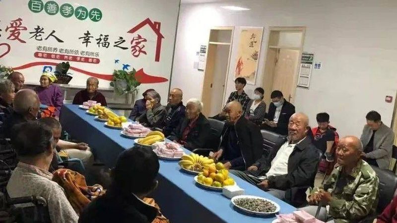 康复护工经验分享：如何提升失能老人护理质量
