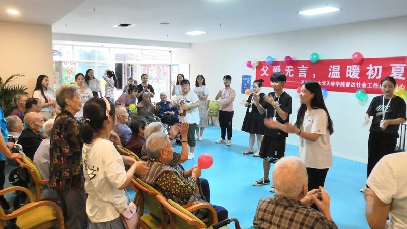 北京护工陪护24小时价格背后的考量因素**