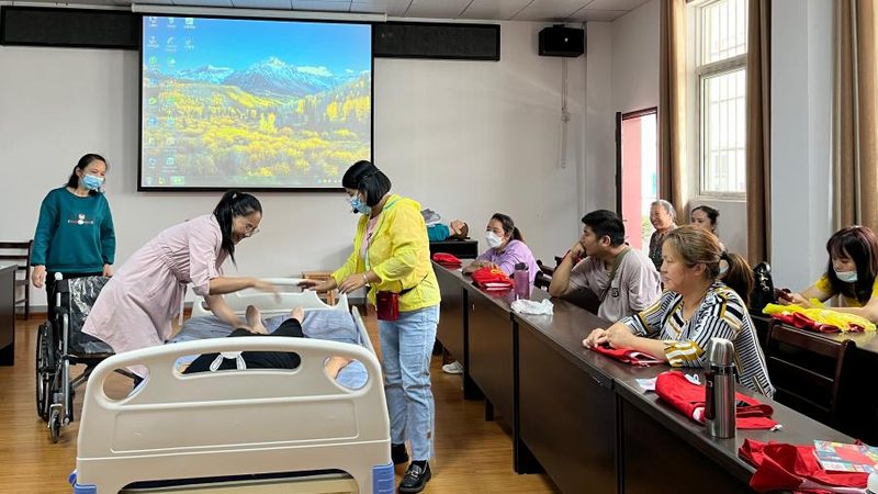 养老护理员等级证书：揭秘报名流程与重要性